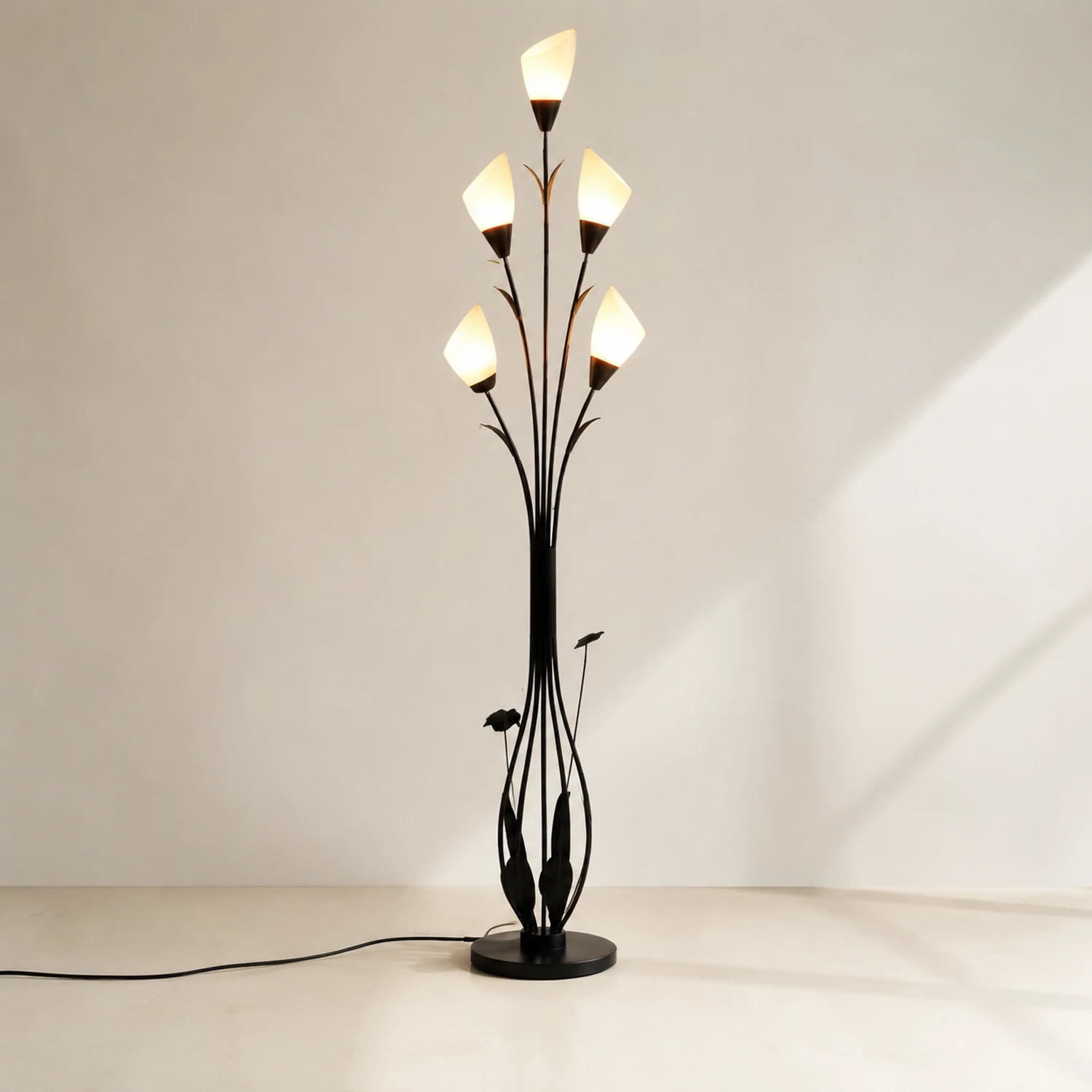 Bella Schwarze Stehleuchte in Form von Blütenzweigen, 6-flammig, 168CM Lang - Lumpaz