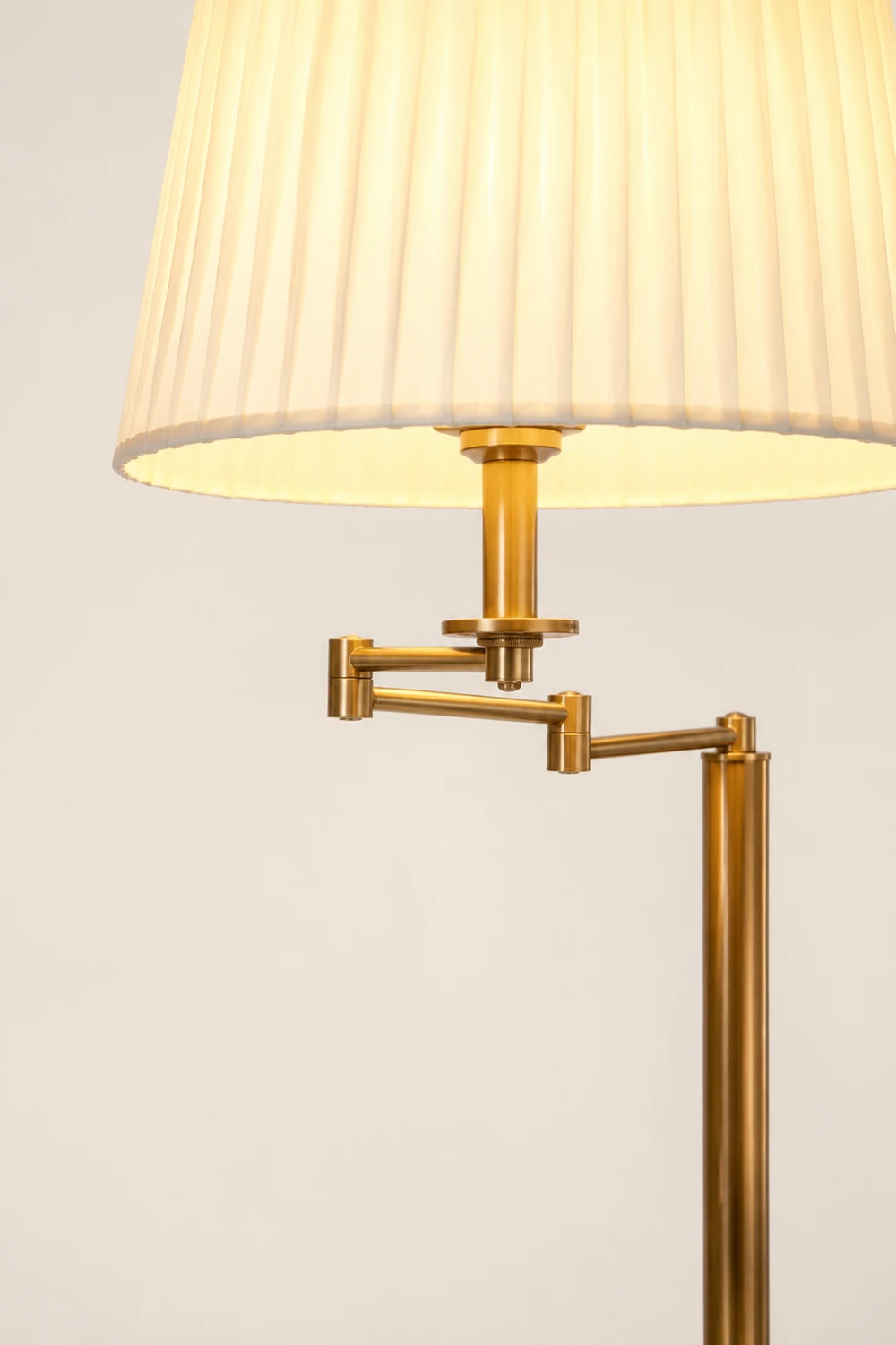 Eryn Trommel Form Stehleuchte, Metall & Stoff, 155CM Lang - Lumpaz
