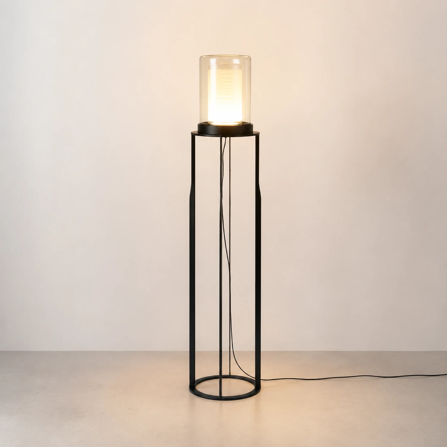 Eryn Schwarzer Zylinder Stehlampe, Metall & Glas, 160CM Lang - Lumpaz