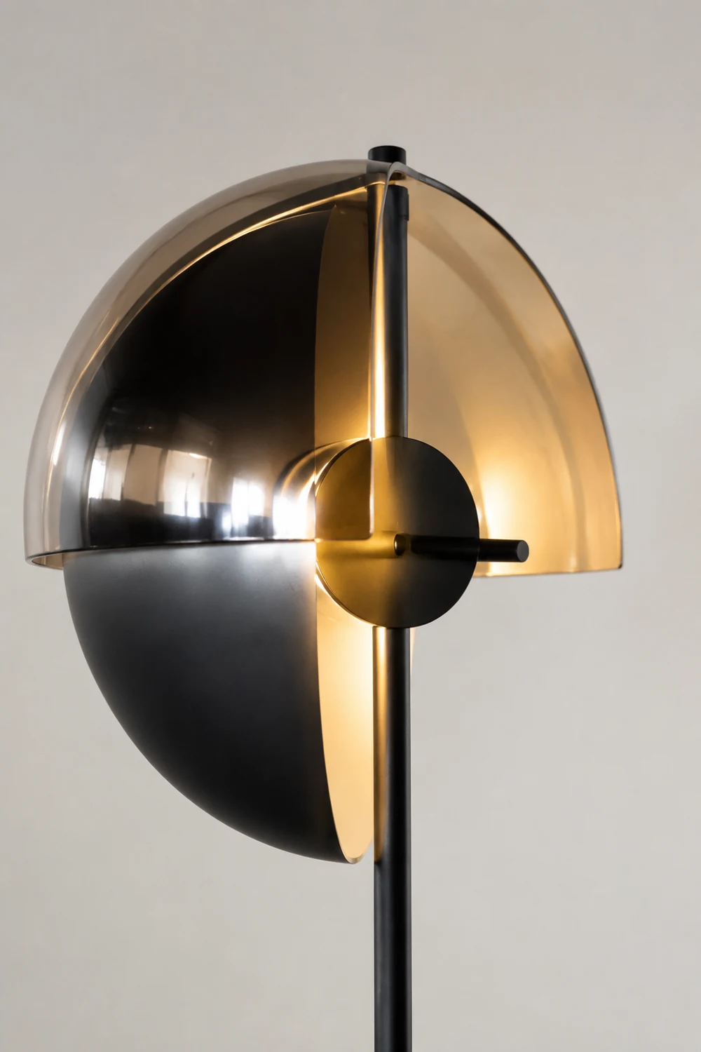 Salgado Geometrische Schwarze & Bernsteine Stehleuchte, Metall & Glas, 155CM Lang - Lumpaz