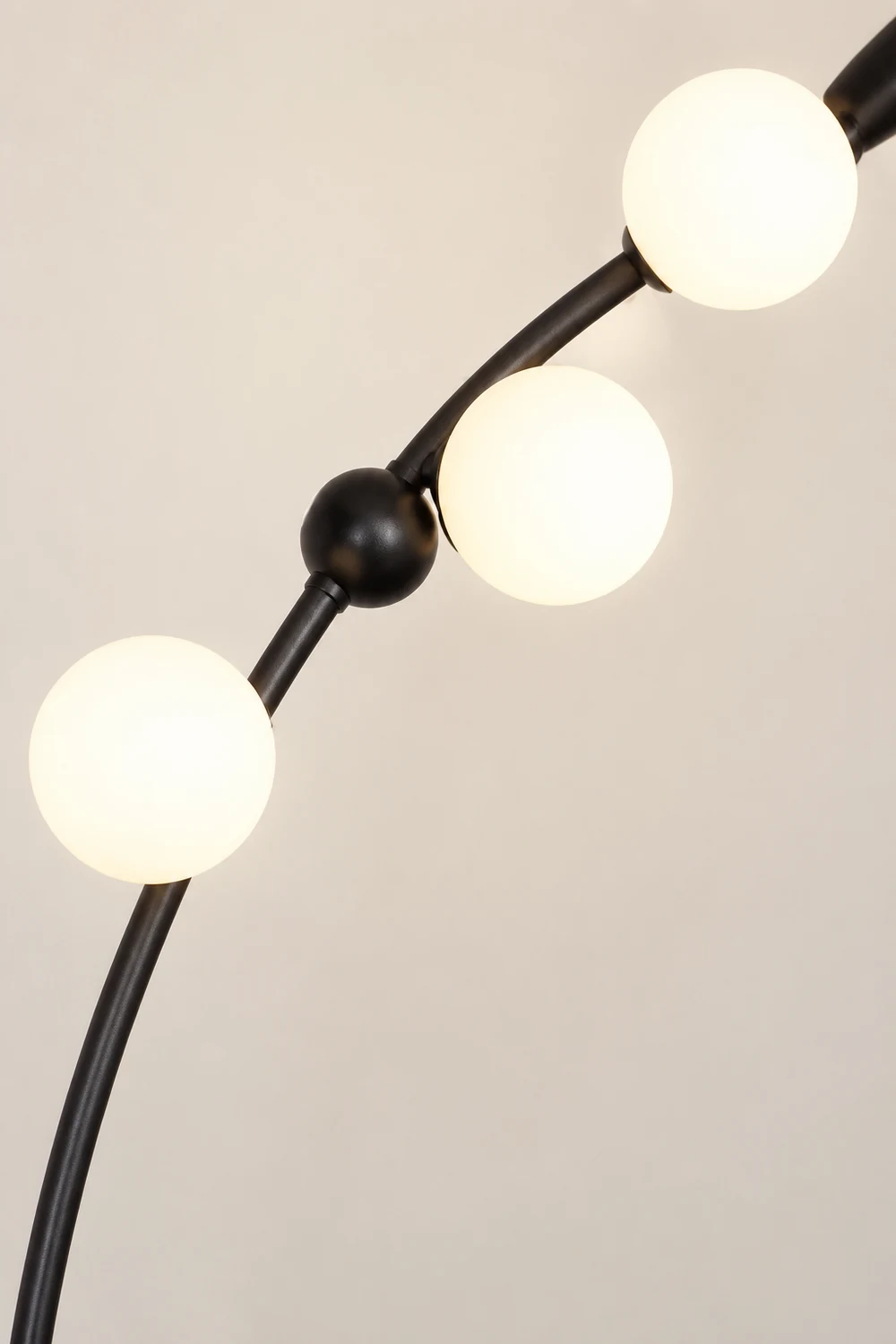 Valentina Bogen Blase Stehleuchte, 2 Farben, 3/4/6-flammig, 200CM Lang - Lumpaz