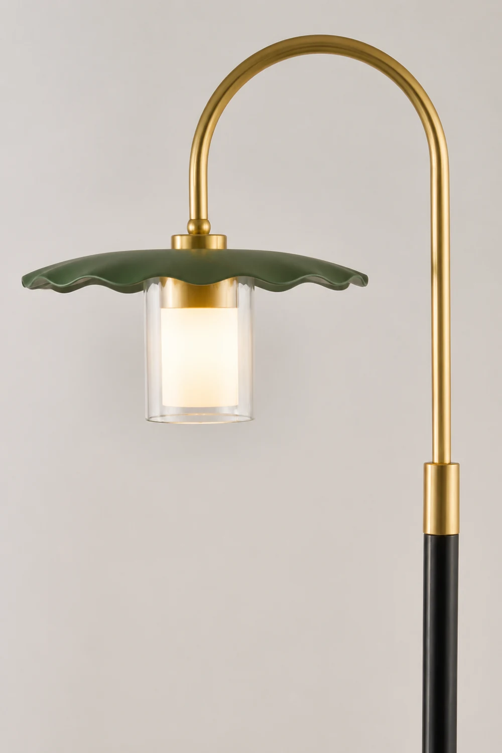 Carins Lotusblatt Stehlampe, Metall & Acryl, 3 Farben, 160CM Lang/165CM Lang - Lumpaz