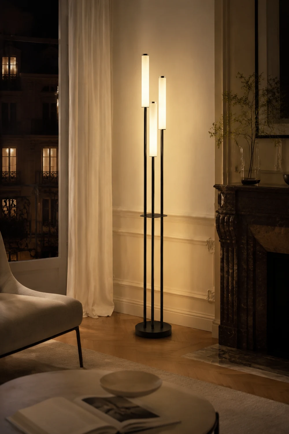 Eryn Schwarze Stehlampe, Metall & Arcyl, 3-flammig, 150CM Lang - Lumpaz