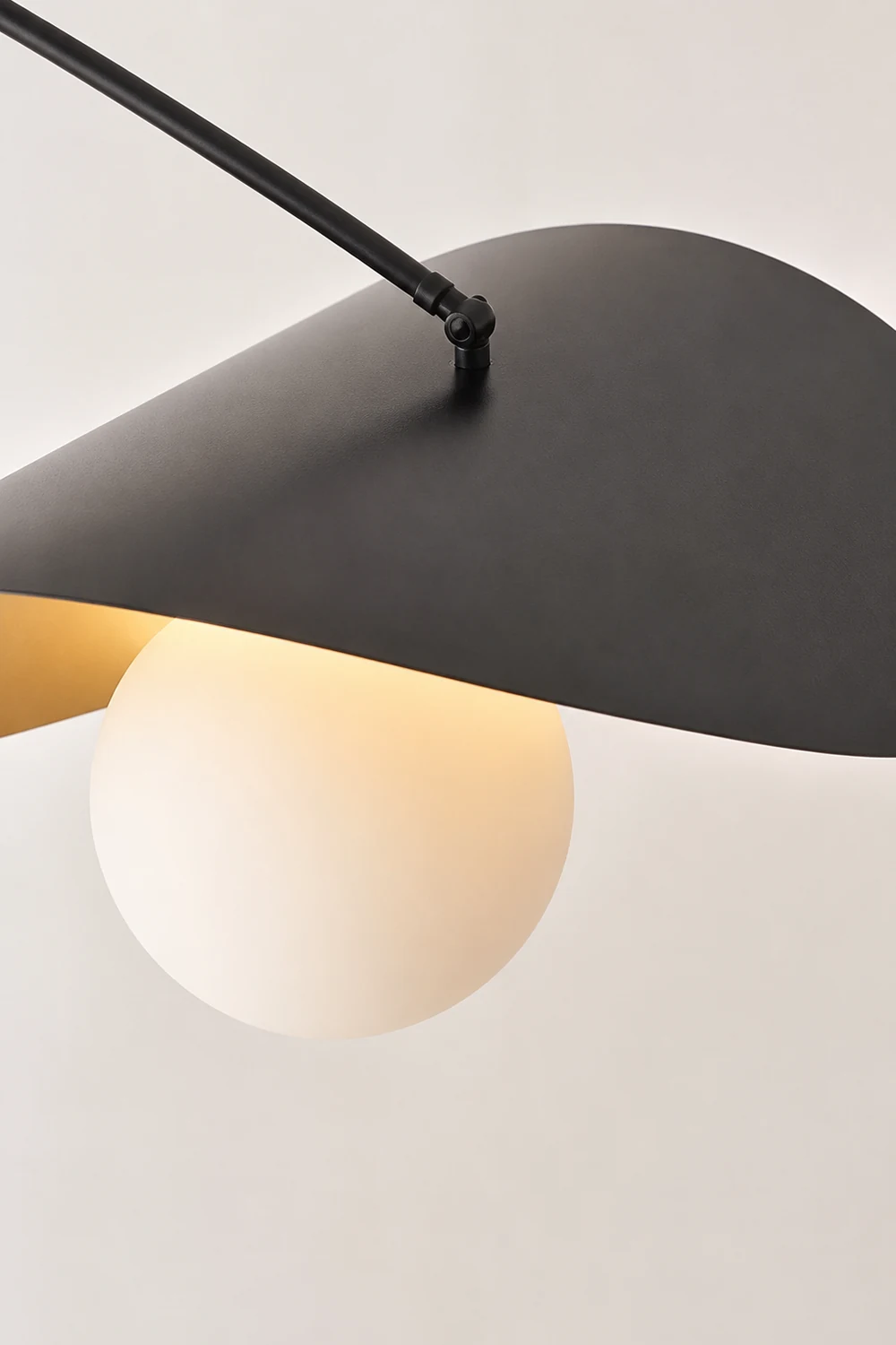 Carins Stehleuchte, Metall & Glas, 2 Farben, 160CM Lang - Lumpaz