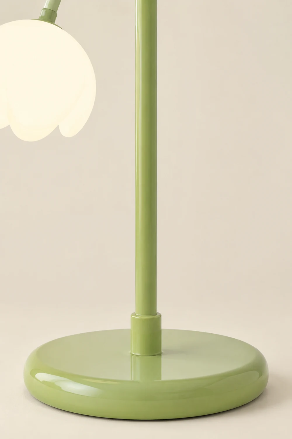 Lily Stehleuchte, Metall, 3-flammig, 2 Farben, 100CM Lang - Lumpaz