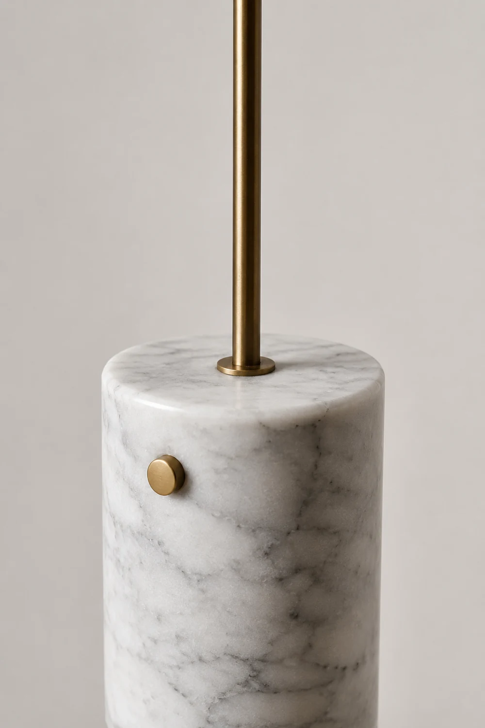 Valentina Eiförmig Stehleuchte, Metall & Marmor, 150CM Lang - Lumpaz