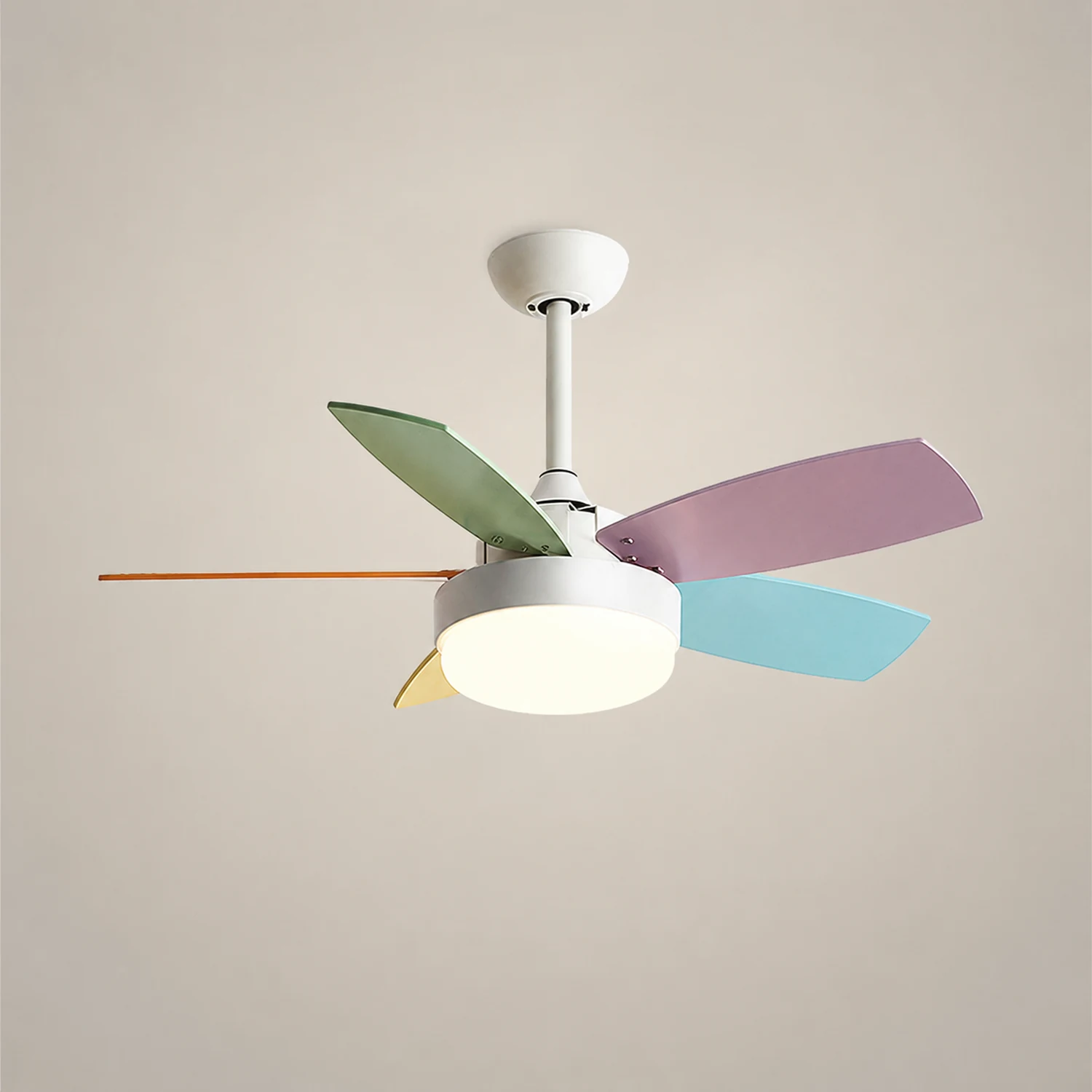Morandi 5 Blätter Deckenventilator mit Beleuchtung, Metall & Holz, 2 Farben, ∅130CM - Lumpaz