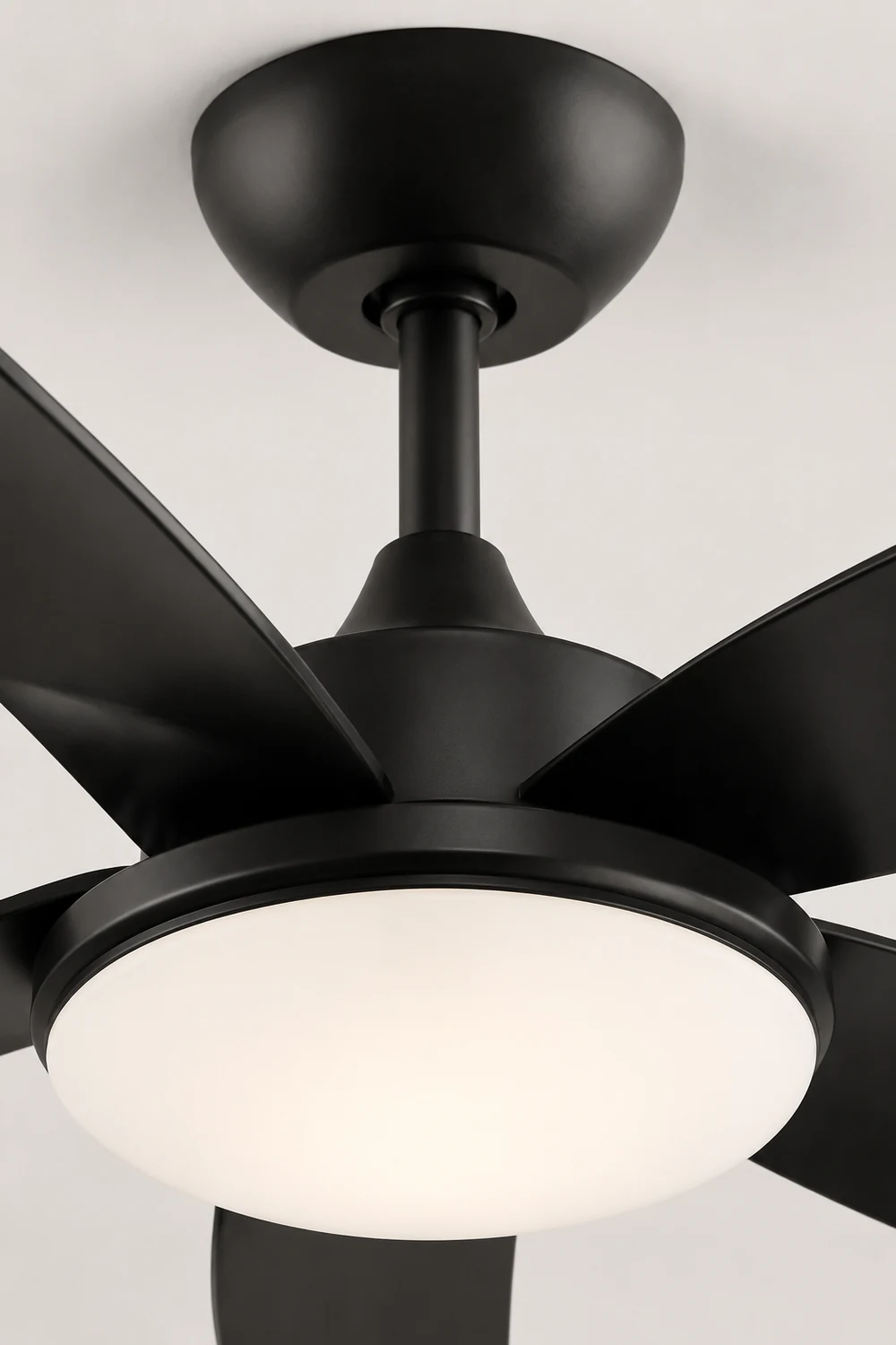 Haydn 5-Blätter Grundlegender Dicker Deckenventilator, 2 Farben, Metall & ABS, ∅132CM - Lumpaz