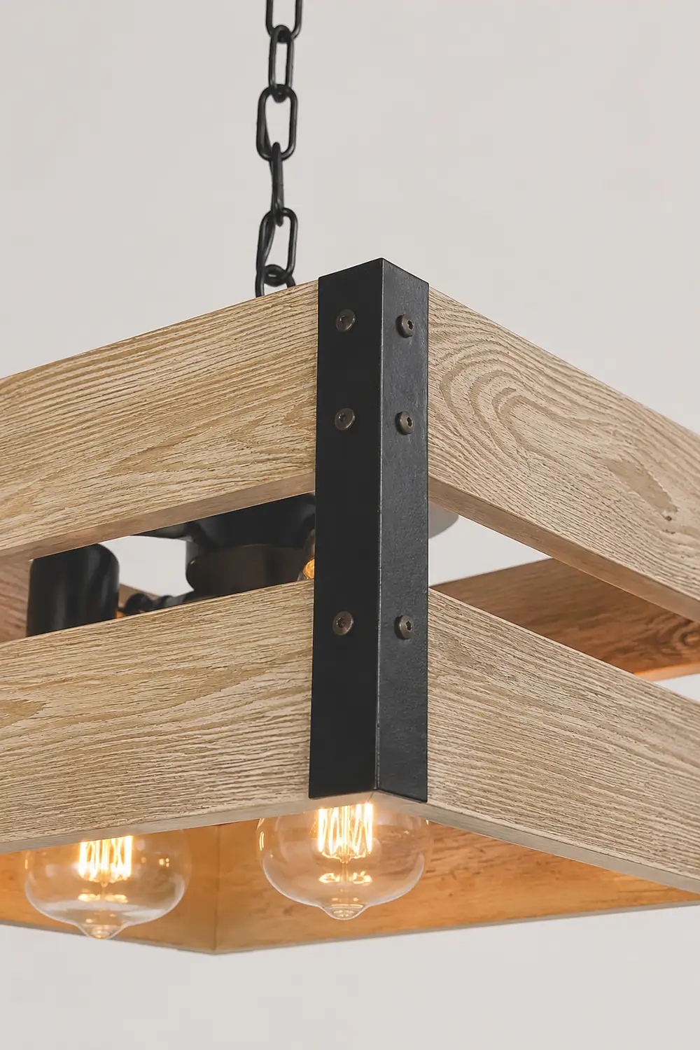 Alessio Quadratische Pendelleuchte, Metall & Holz, 4-flammig, 2 Stile - Lumpaz