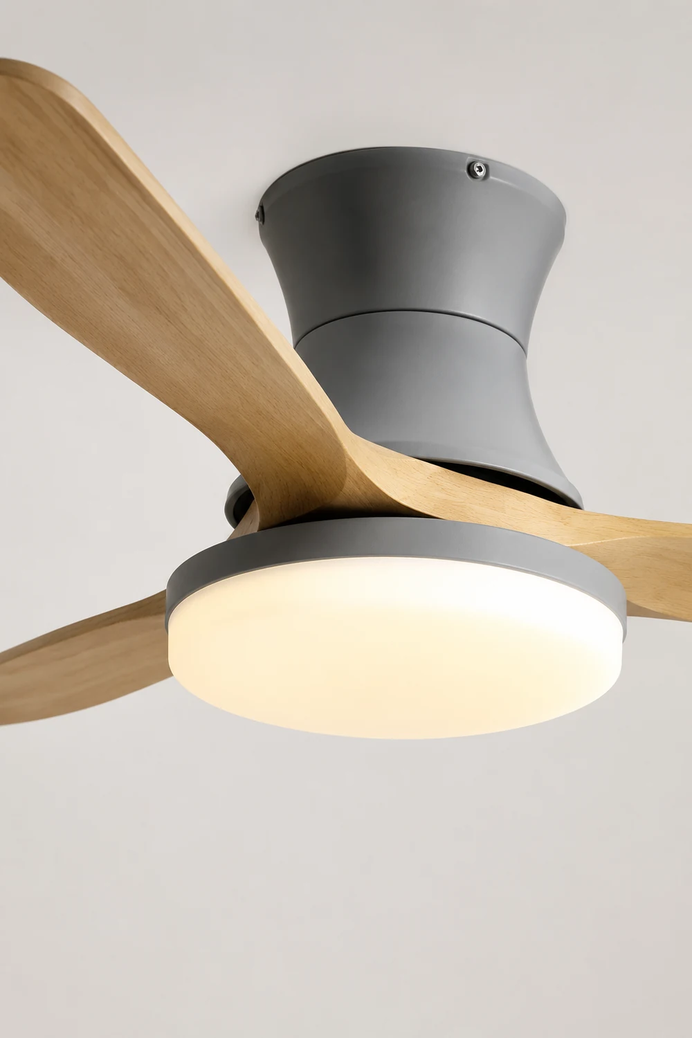 Haydn 3-Blatt-Deckenventilator mit Beleuchtung, 2 Farbe, Metall & Holz, ∅132CM - Lumpaz