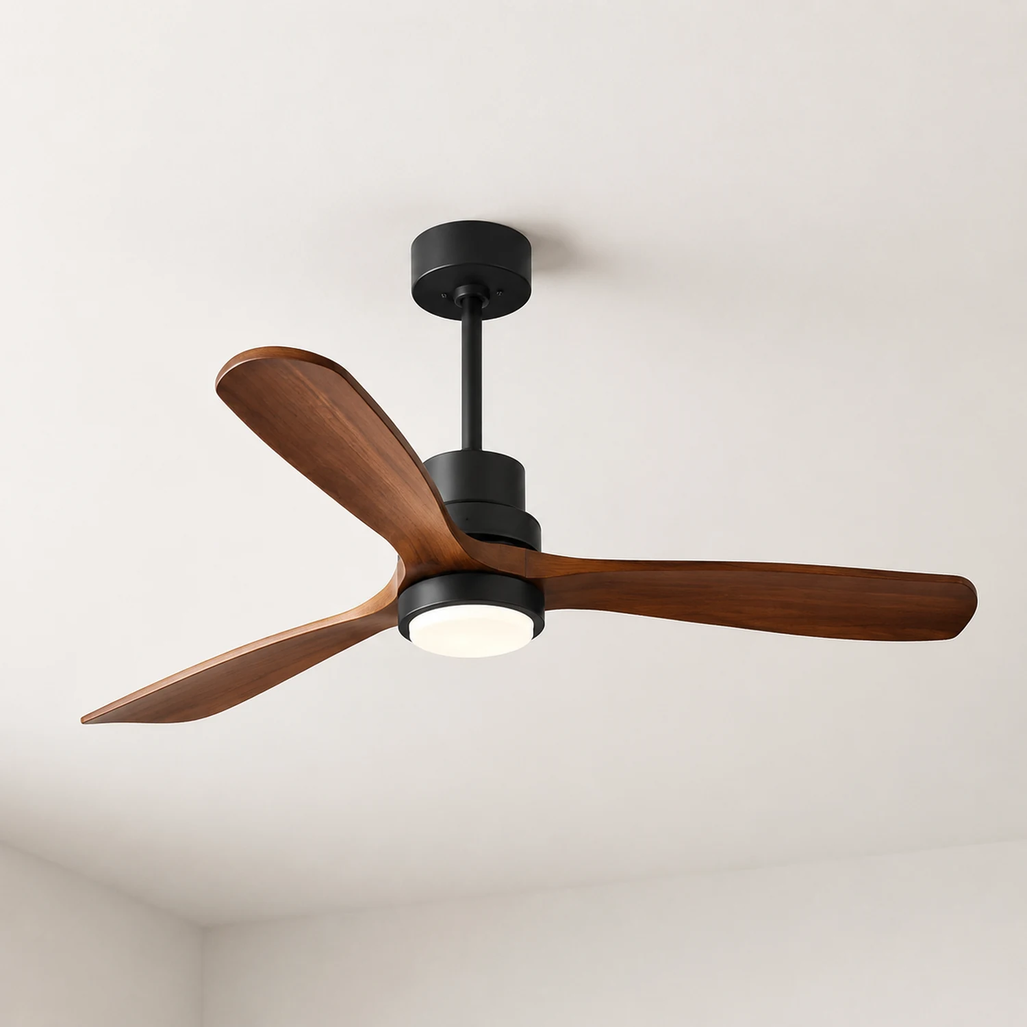Haydn 3-Blatt-Deckenventilator mit Beleuchtung, Schwarz, Metall & Holz, ∅132CM - Lumpaz