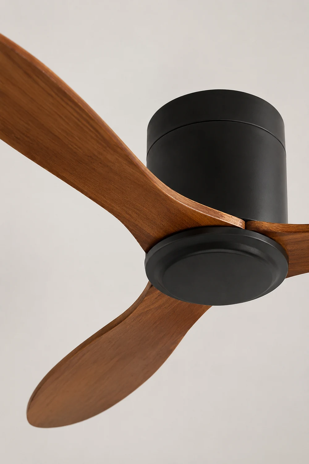 Walters Minimalist 3 Blätter Schwarz Deckenventilator, ∅132CM - Lumpaz
