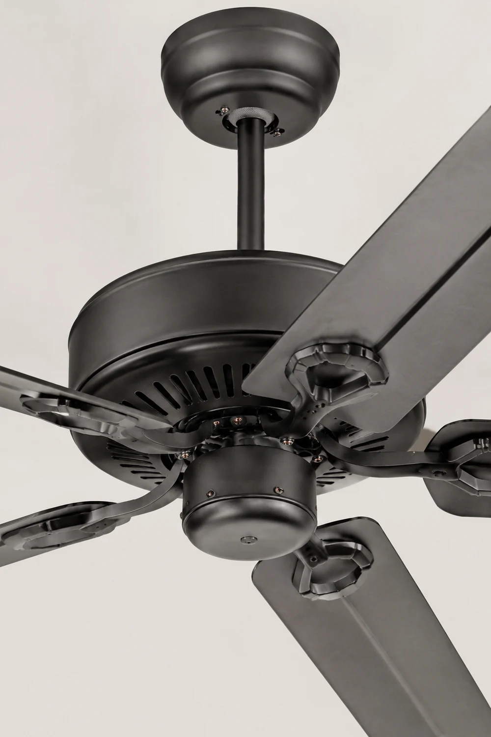 Alessio 5 Blätter Schwarz Deckenventilator, ∅130CM - Lumpaz