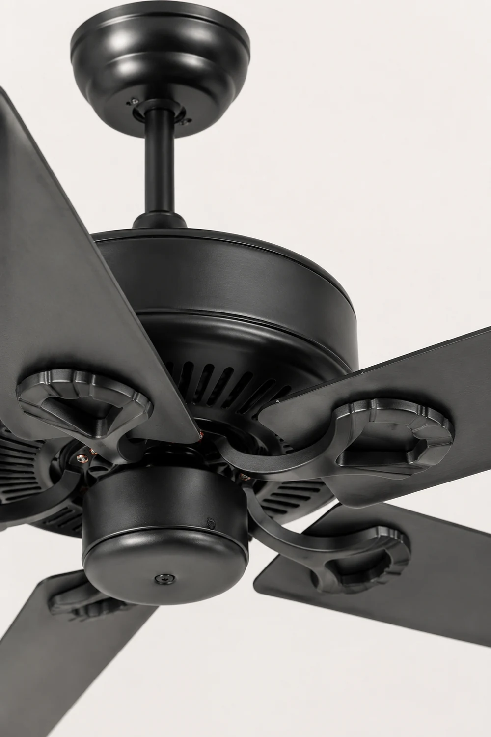 Alessio 5 Blätter Schwarz Deckenventilator, ∅130CM - Lumpaz