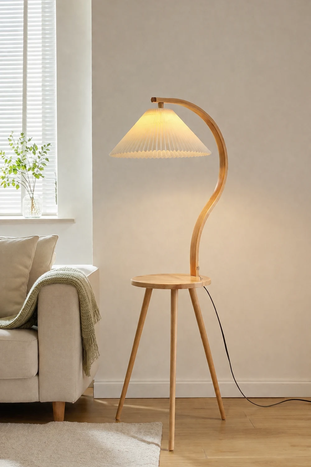 Ozawa Nachttisch, Plissierte Stehleuchte, 150CM Lang - Lumpaz
