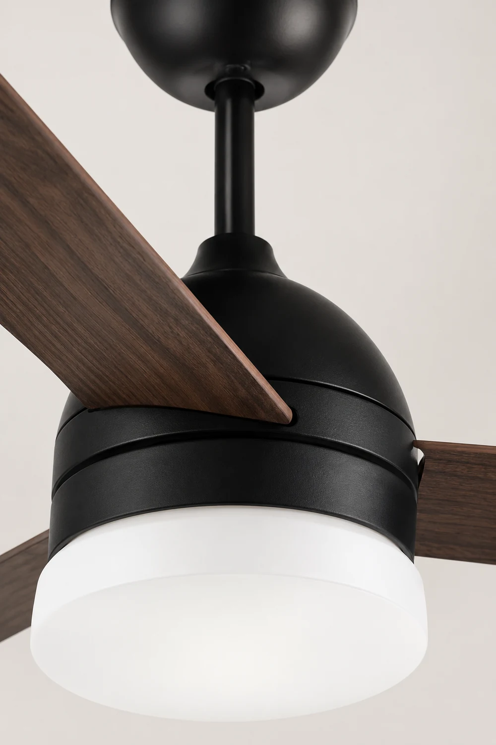 Haydn 3-Blätter Deckenventilator mit Beleuchtung, Schwarz & Weiß, ∅107CM - Lumpaz