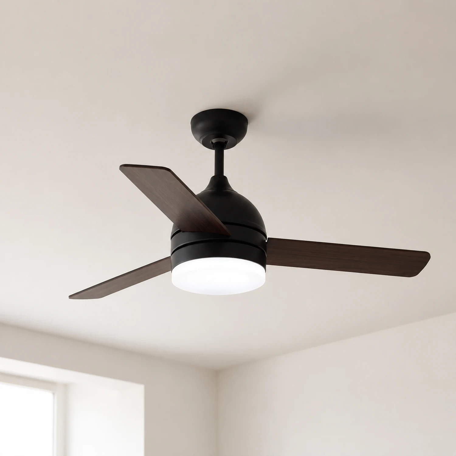 Haydn 3-Blätter Deckenventilator mit Beleuchtung, Schwarz & Weiß, ∅107CM - Lumpaz
