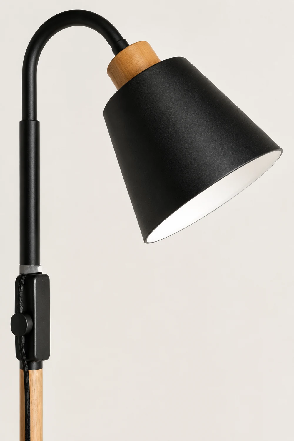 Eryn Schwarze Stehleuchte, Metall, 1/2-flammig, 120CM Lang - Lumpaz