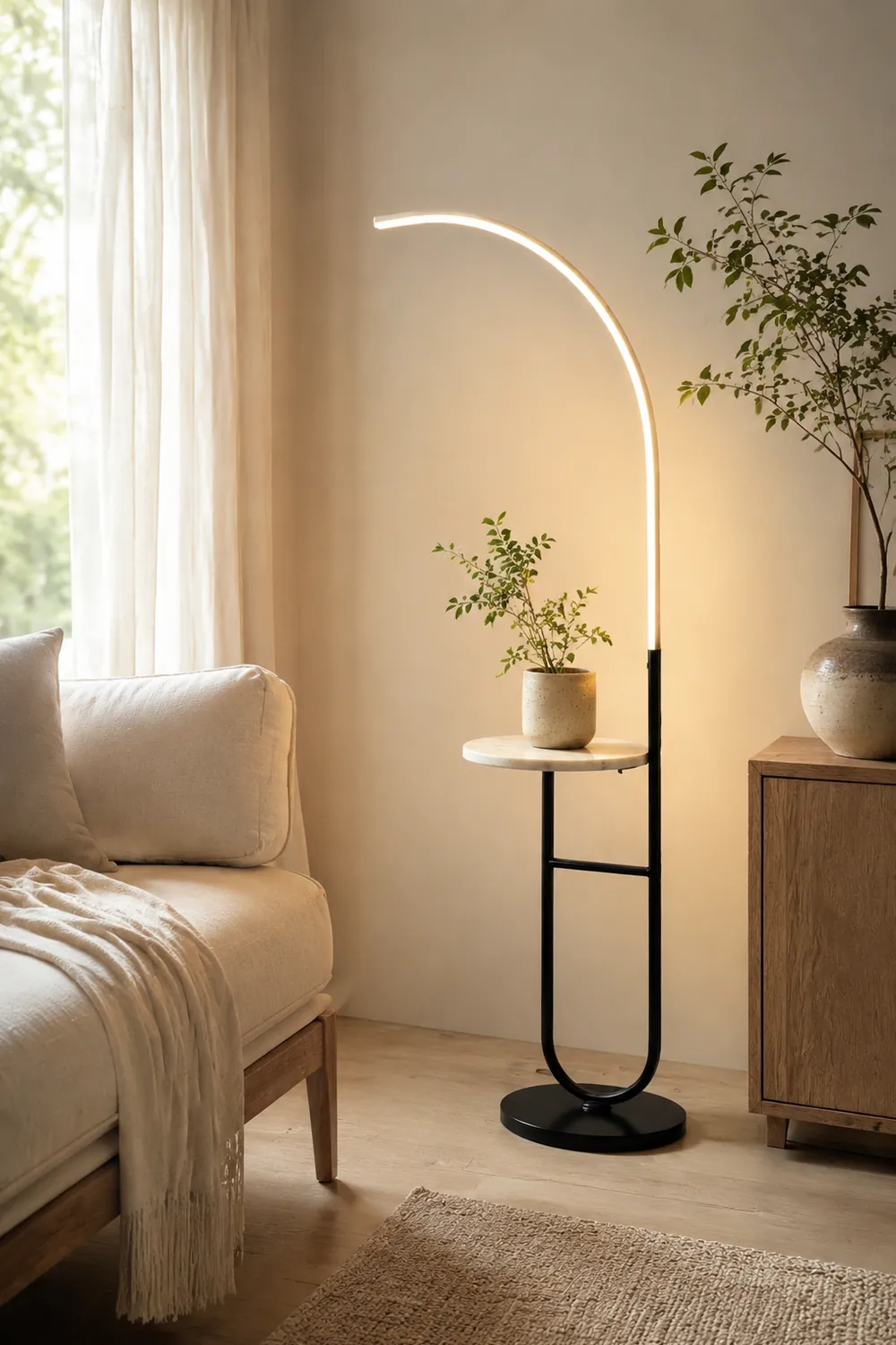Edge Bogenform Nachttisch Stehleuchte, 165CM Lang - Lumpaz