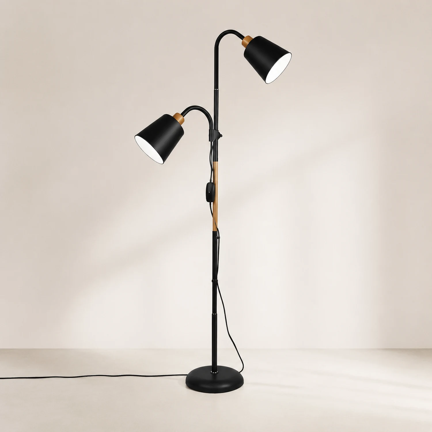 Eryn Schwarze Stehleuchte, Metall, 1/2-flammig, 120CM Lang - Lumpaz