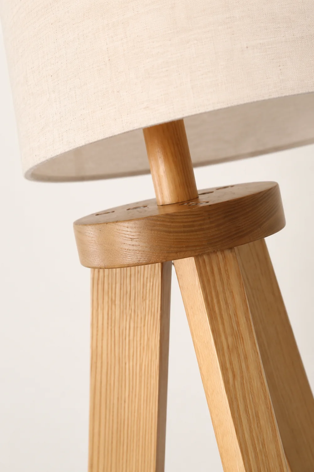 Ozawa Stehleuchte, Holz & Textil, 152CM Lang - Lumpaz