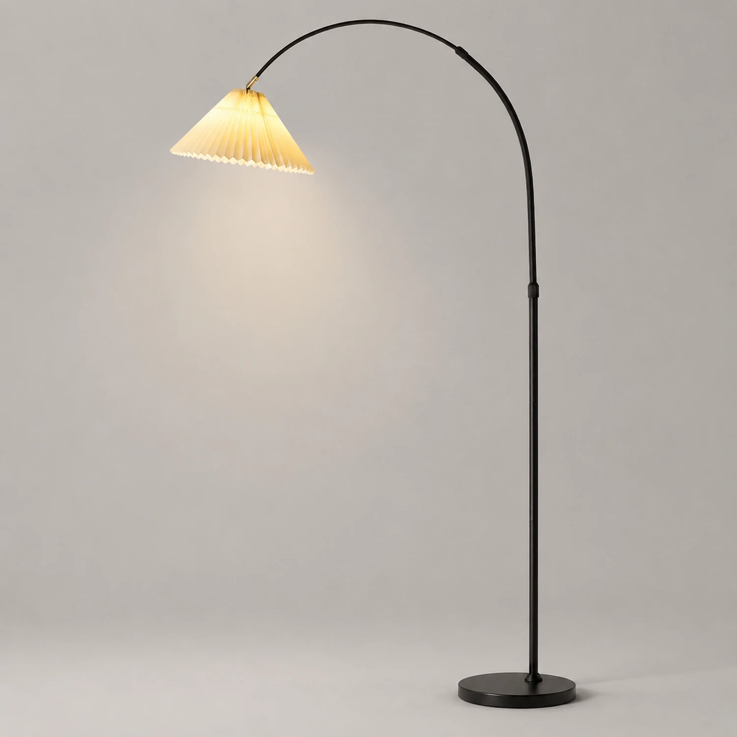 Eryn Plissiert Metall Stehleuchte, 3 Farben, 170CM Lang - Lumpaz