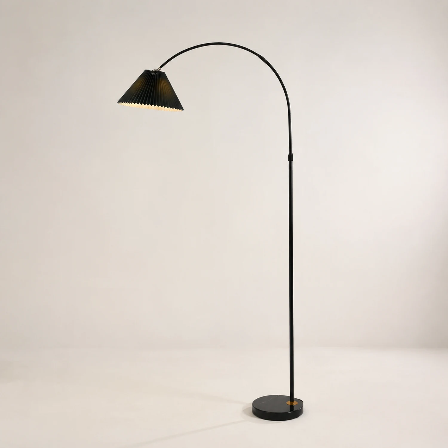 Eryn Plissiert Metall Stehleuchte, 3 Farben, 170CM Lang - Lumpaz