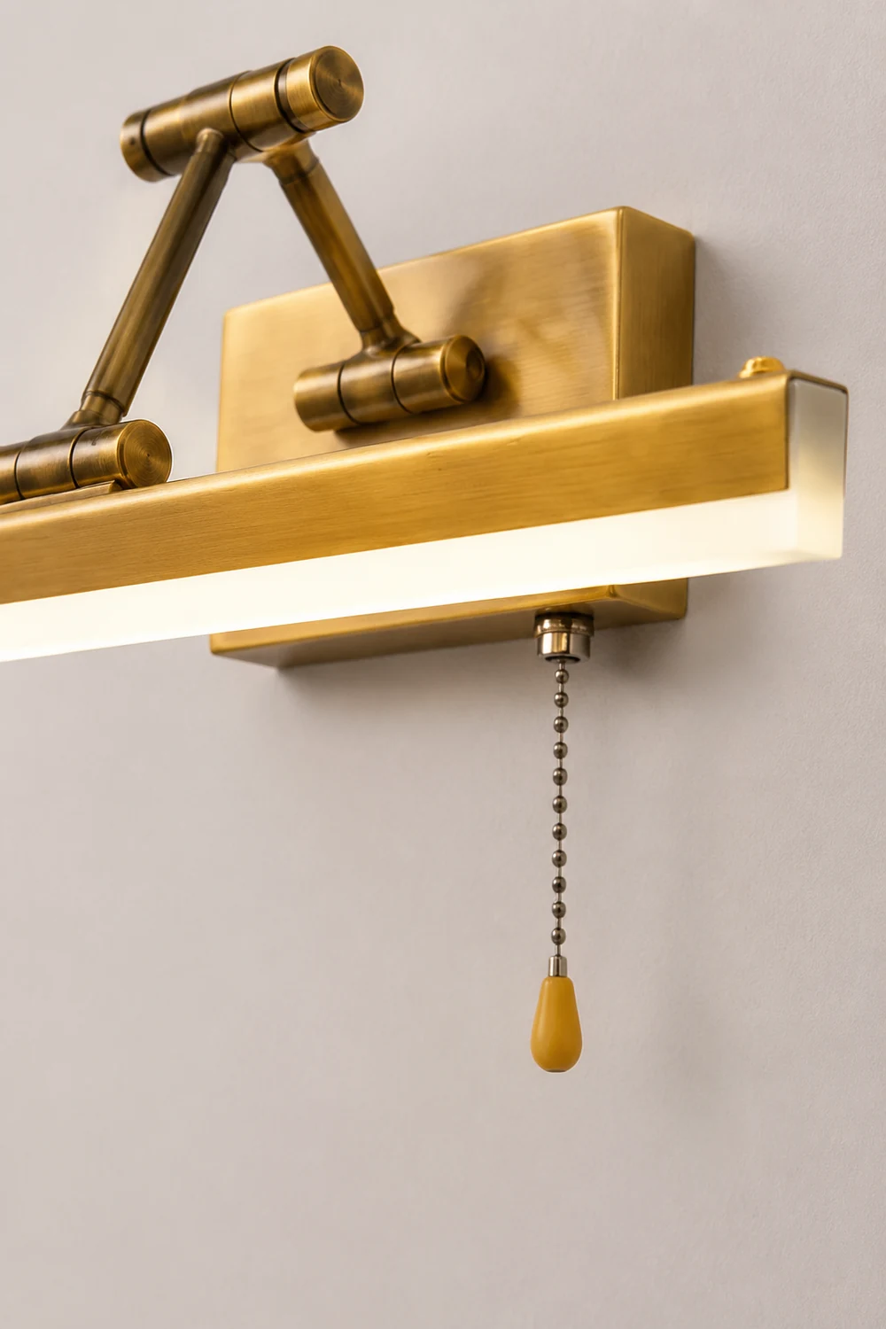 Leigh Spiegelfront Waschtisch-Wandleuchte, L 30/40/60/70/100CM - Lumpaz