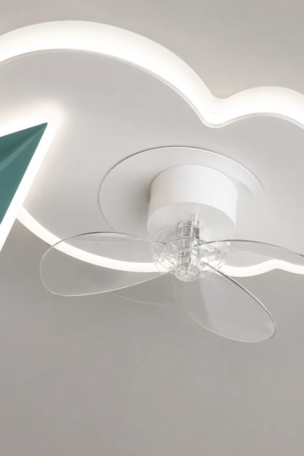 Minori Deckenventilator mit Beleuchtung Wolke & Flugzeug, 2 Farben, ∅53/58CM - Lumpaz