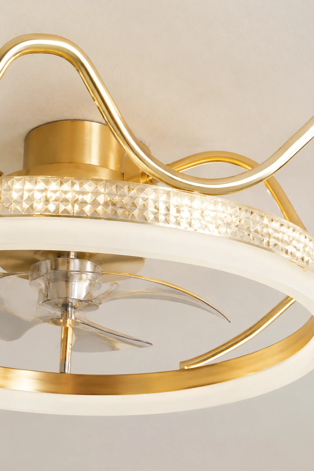 Kirsten Deckenventilator mit Beleuchtung 3/7-Blatt, 2 Stile, ∅50CM - Lumpaz