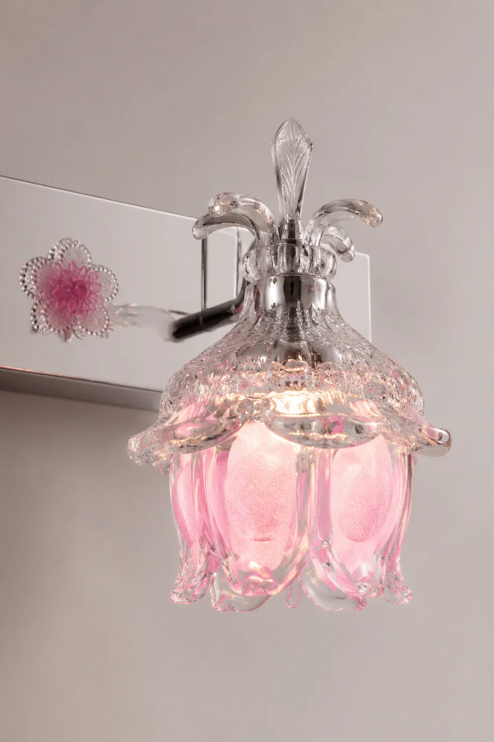 Félicie Rosa Blume Spiegelfront Waschtisch-Wandleuchte, 2/3-flammig - Lumpaz