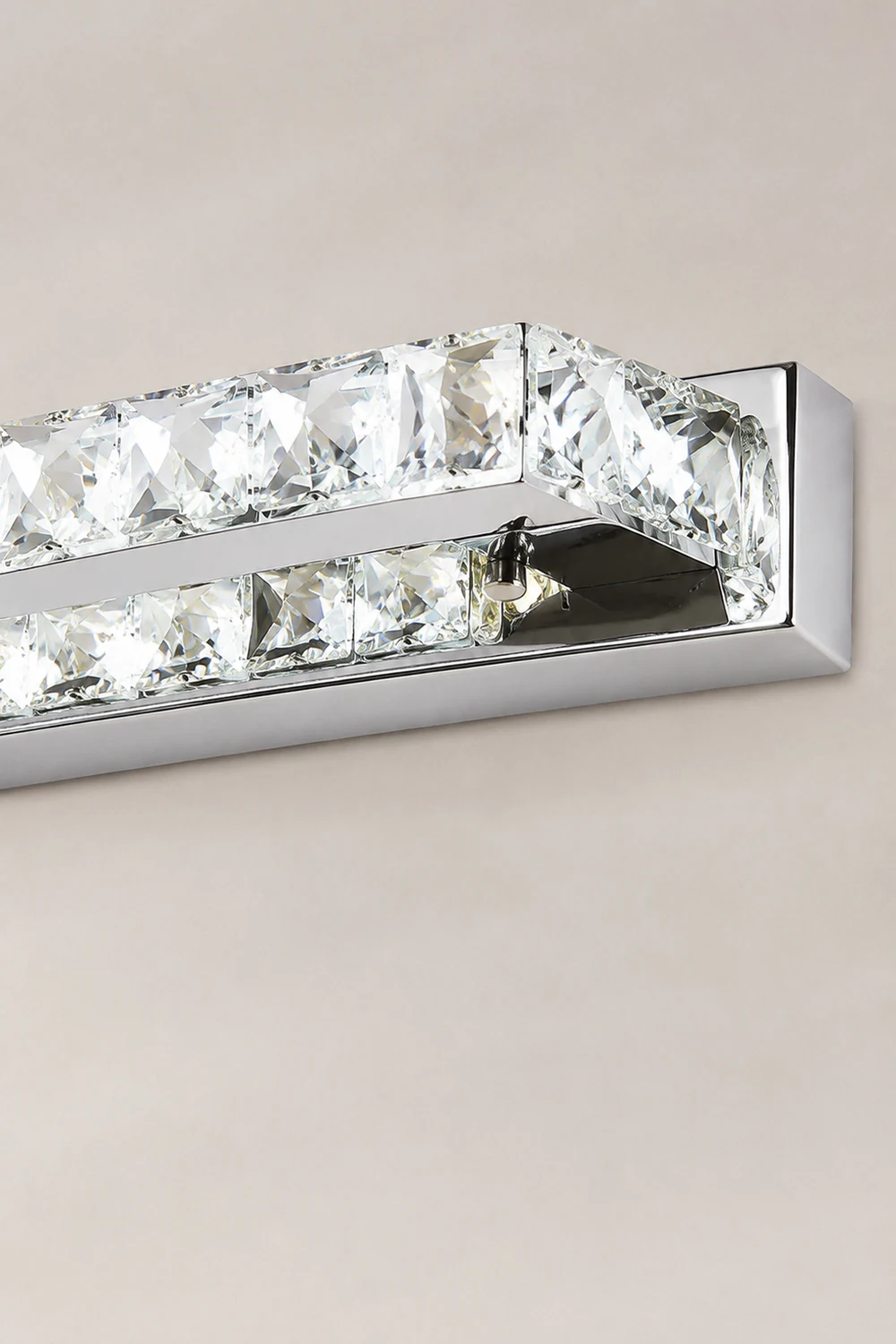 Kristy Rechteckige Spiegelfront Waschtisch-Wandleuchte, Kristall & Metall, 40CM Lang - Lumpaz