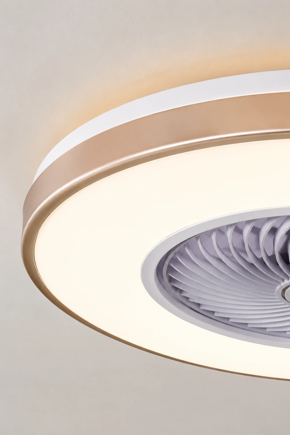 Quinn Deckenventilator mit Beleuchtung 3-Blatt, 8 Farben, ∅50CM - Lumpaz