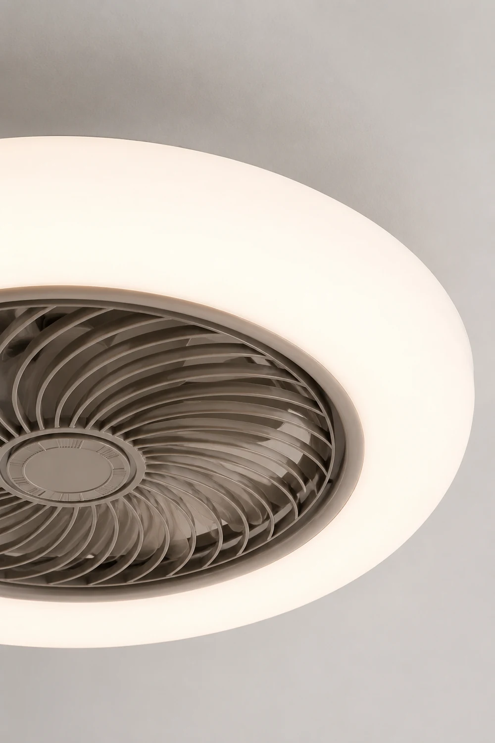 Morandi Deckenventilator mit Beleuchtung, 5 Farben, ∅52CM - Lumpaz
