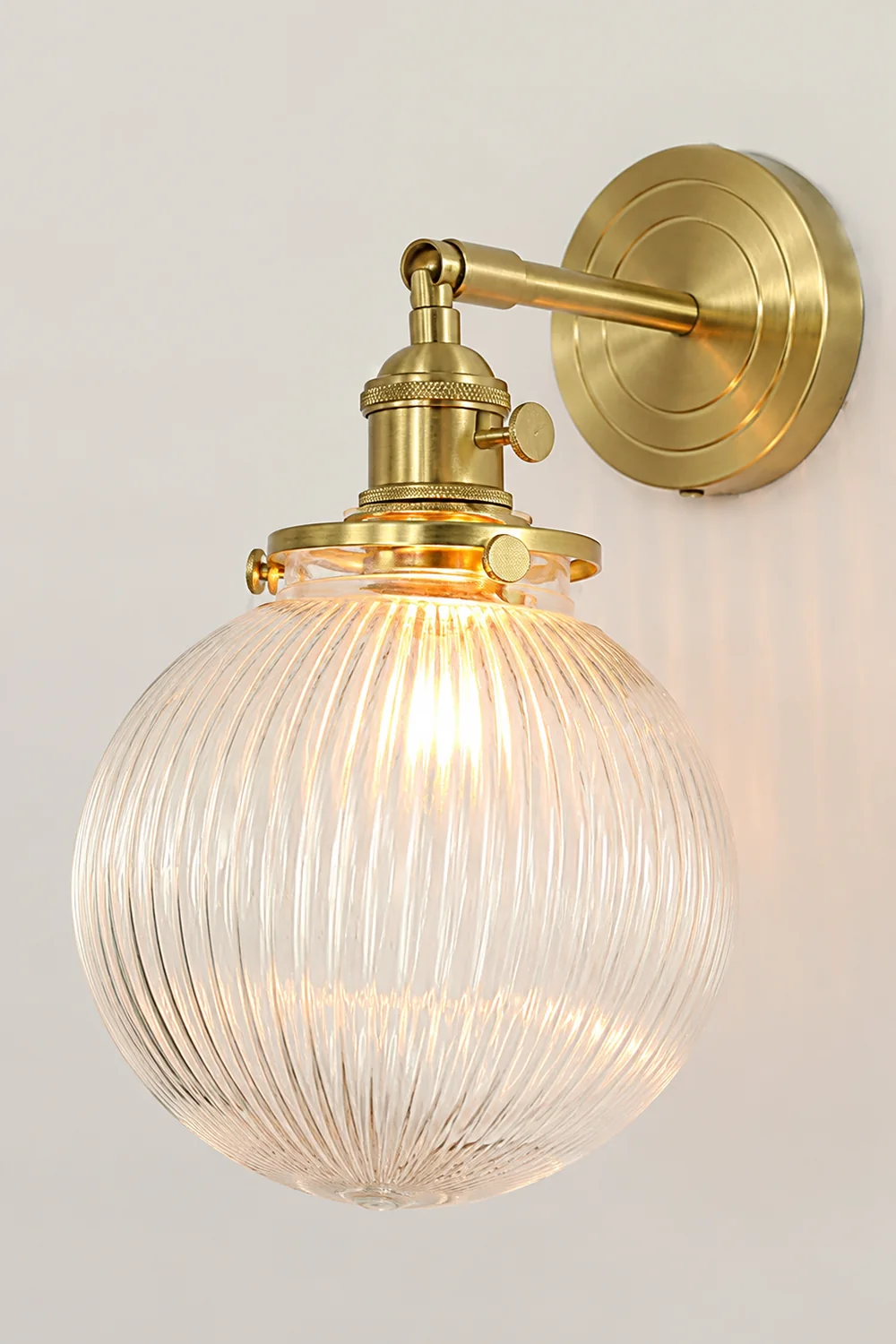 Hailie Waschtisch-Wandleuchte, Messing & Glas, 2 Stile - Lumpaz