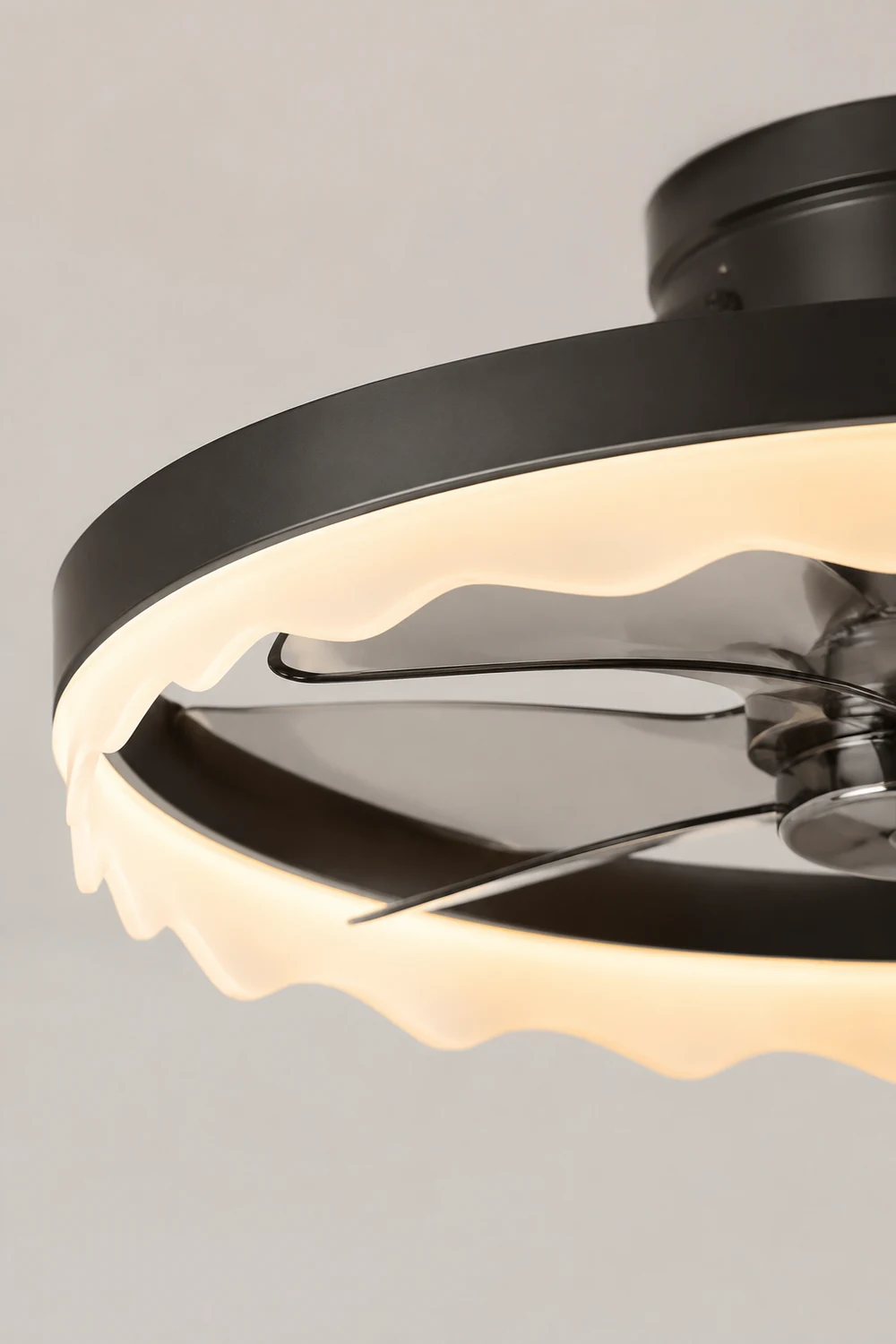Herbert Deckenventilator mit Beleuchtung Weiß & Schwarz, 2 Farben, ∅50CM - Lumpaz