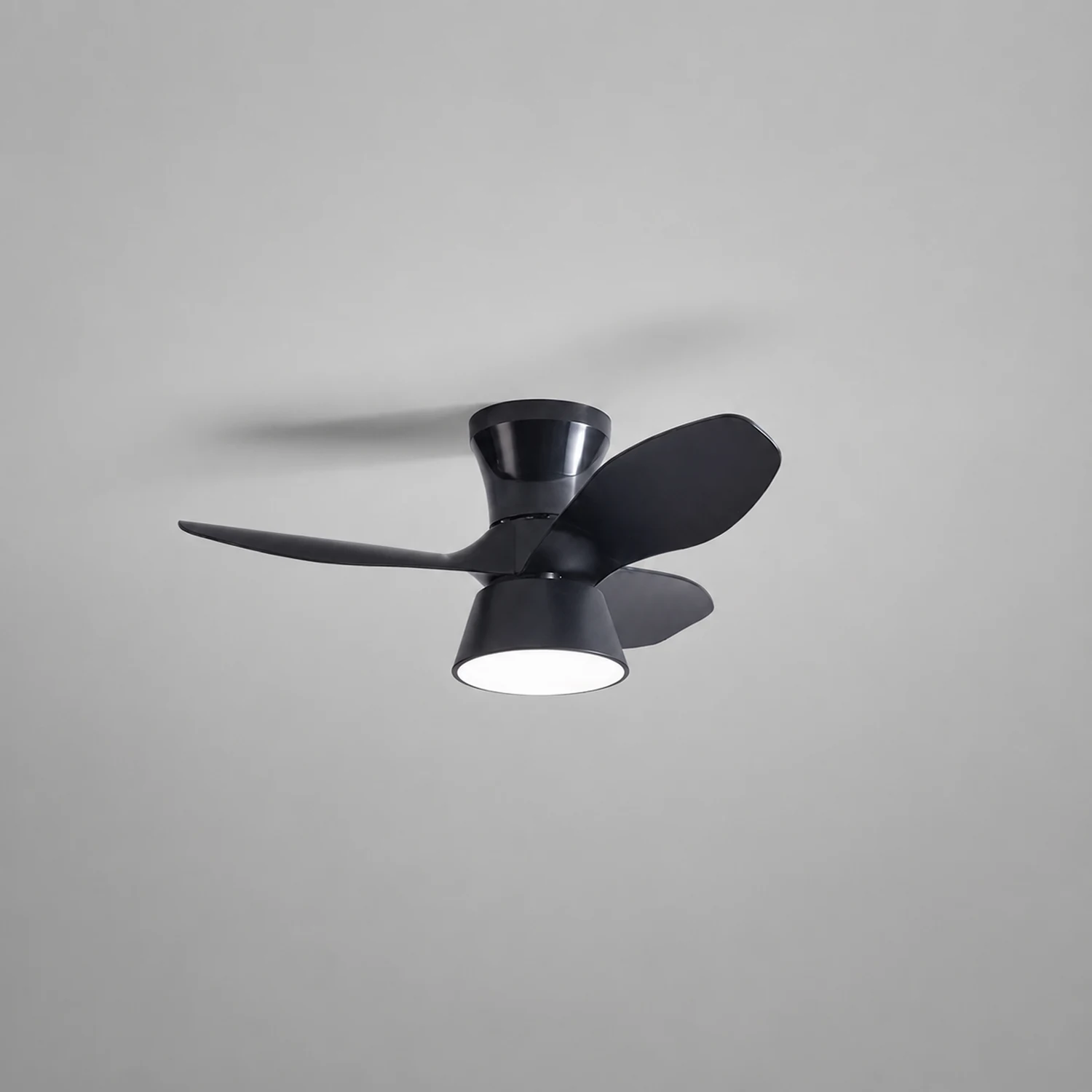 Walters Deckenventilator mit Beleuchtung, 3 Farben, 80CM Lang - Lumpaz