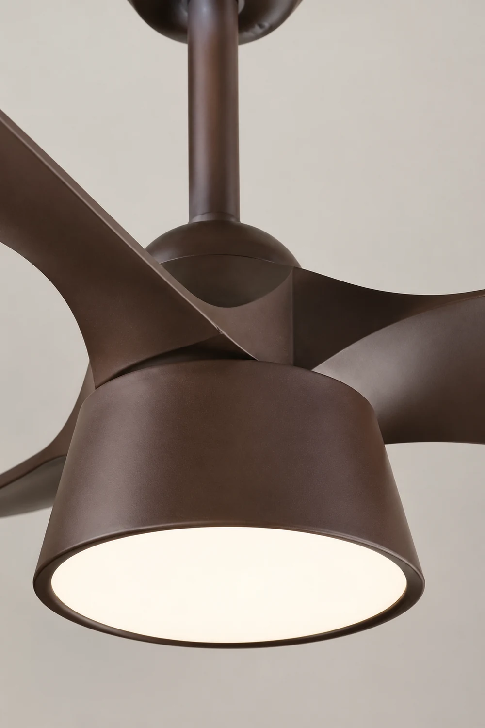 Walters Deckenventilator mit Beleuchtung, 3 Farben, 80CM Lang - Lumpaz