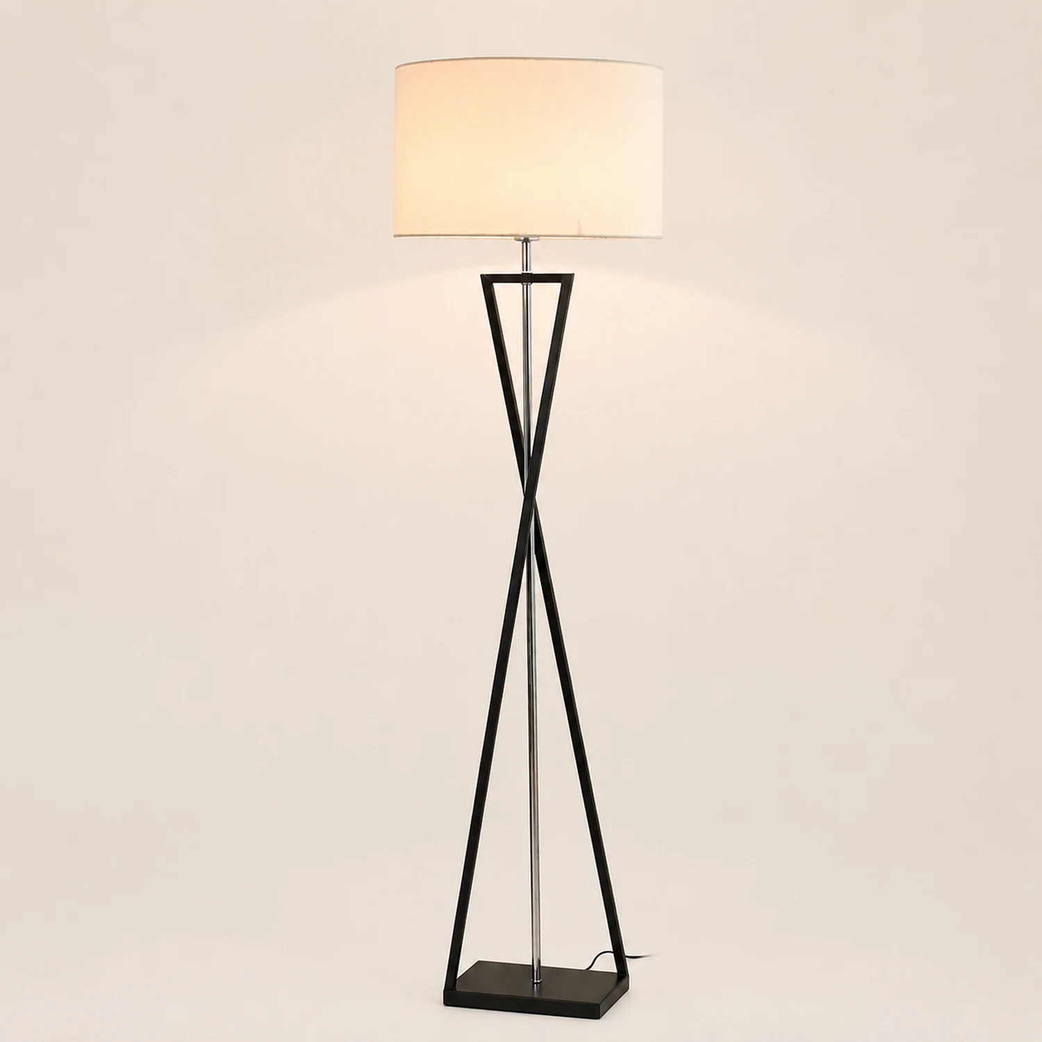 Eryn Stativ-Stehleuchte mit 8 Farben, Metall & Stoff, 157CM Lang - Lumpaz