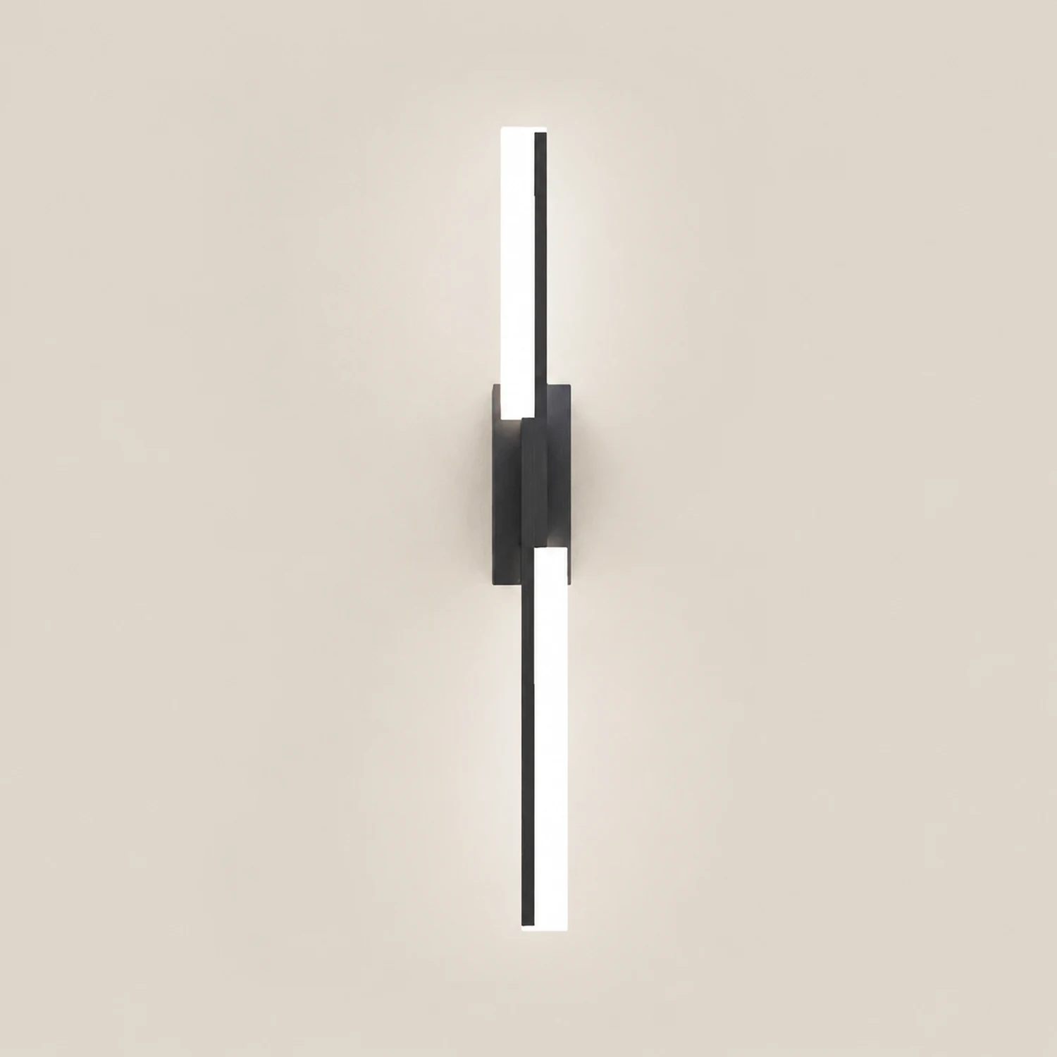 Alana Geometrische Spiegelfront-Wandleuchte, Schwarz & Gold, 40/60CM Lang - Lumpaz