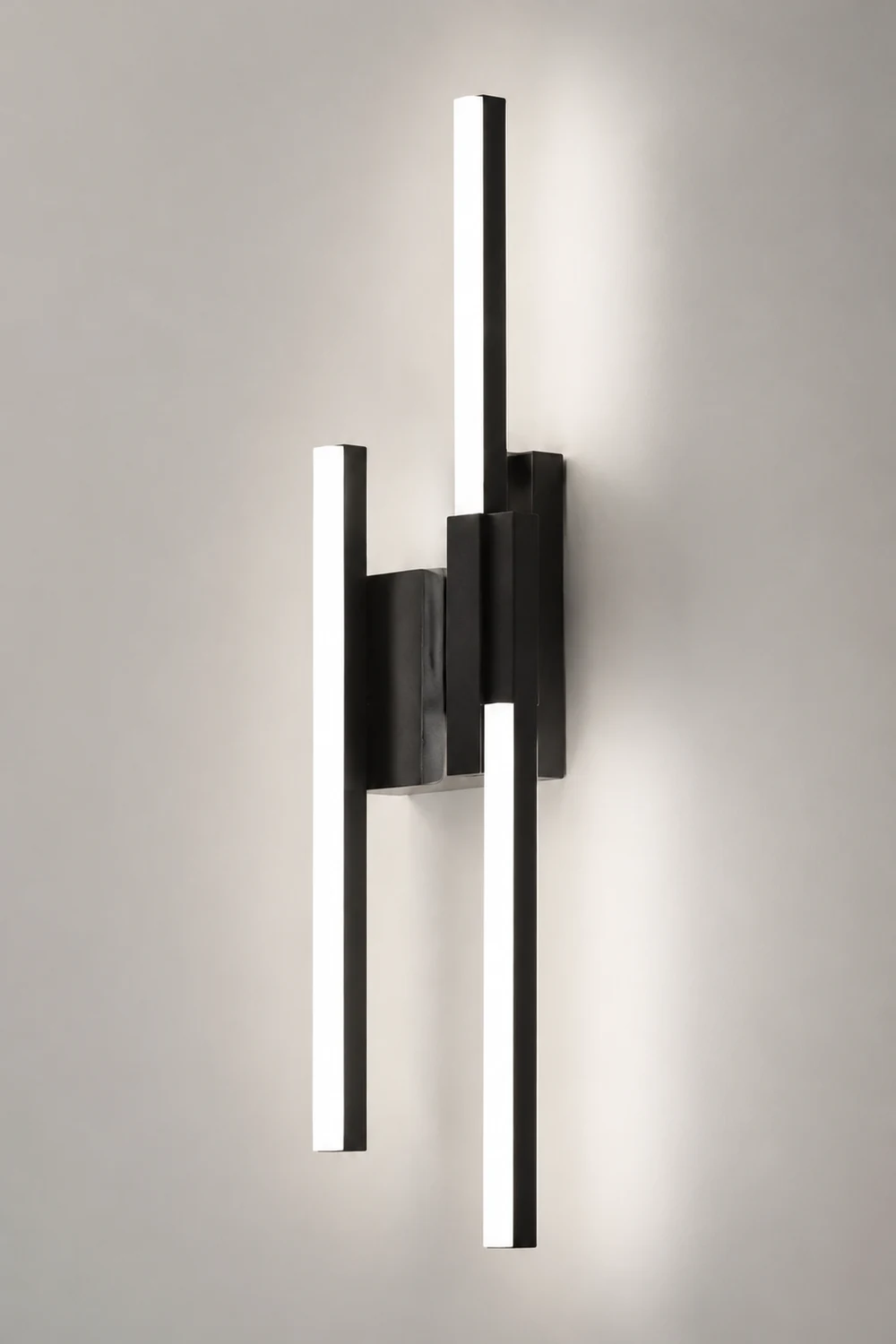 Alana Geometrische Spiegelfront-Wandleuchte, Schwarz & Gold, 40/60CM Lang - Lumpaz
