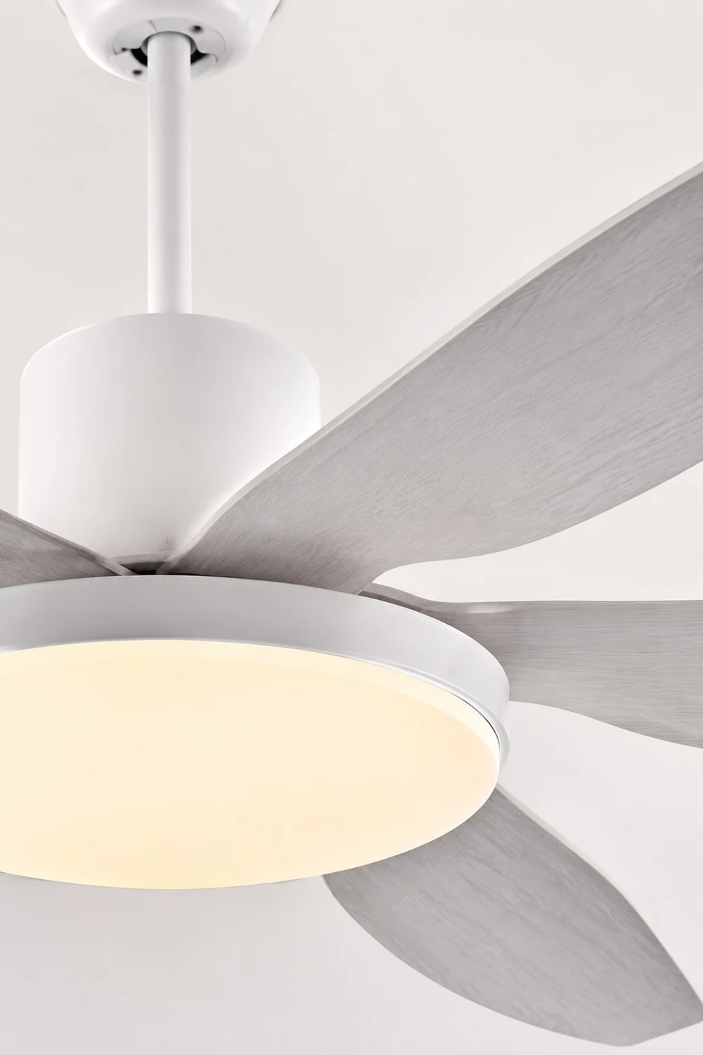 Haydn Weißer 6-Blatt-Deckenventilator mit Beleuchtung Grundlegend, ∅130CM - Lumpaz