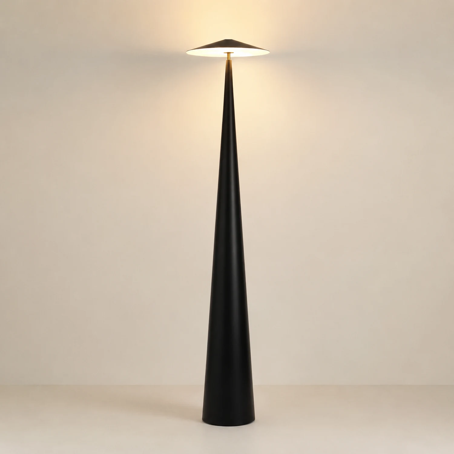 Salgado Untertassenform,Schwarze Stehleuchte , 170CM Lang - Lumpaz