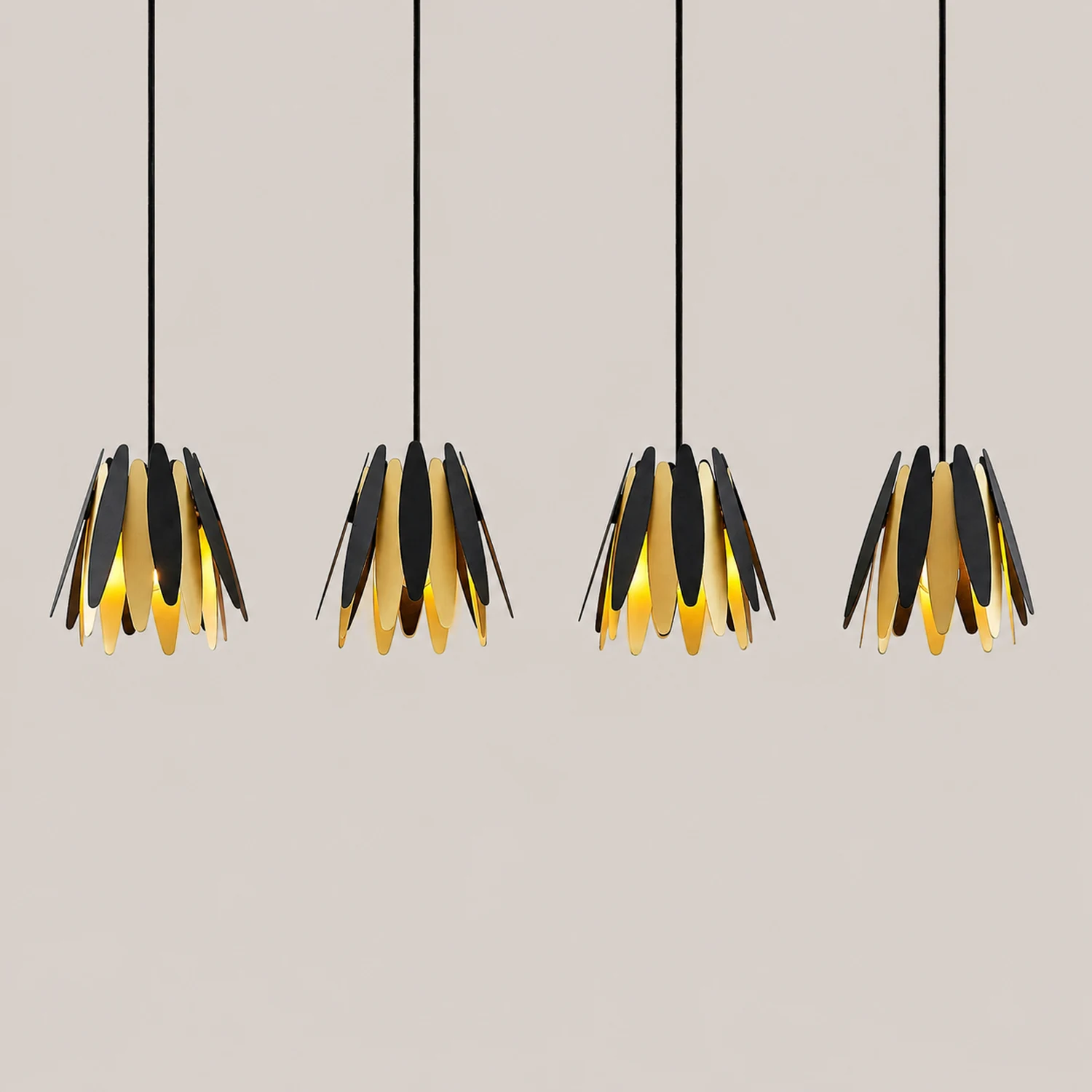 Nazifa Schwarz & Gold Cluster Pendelleuchte, 1/4-flammig - Lumpaz