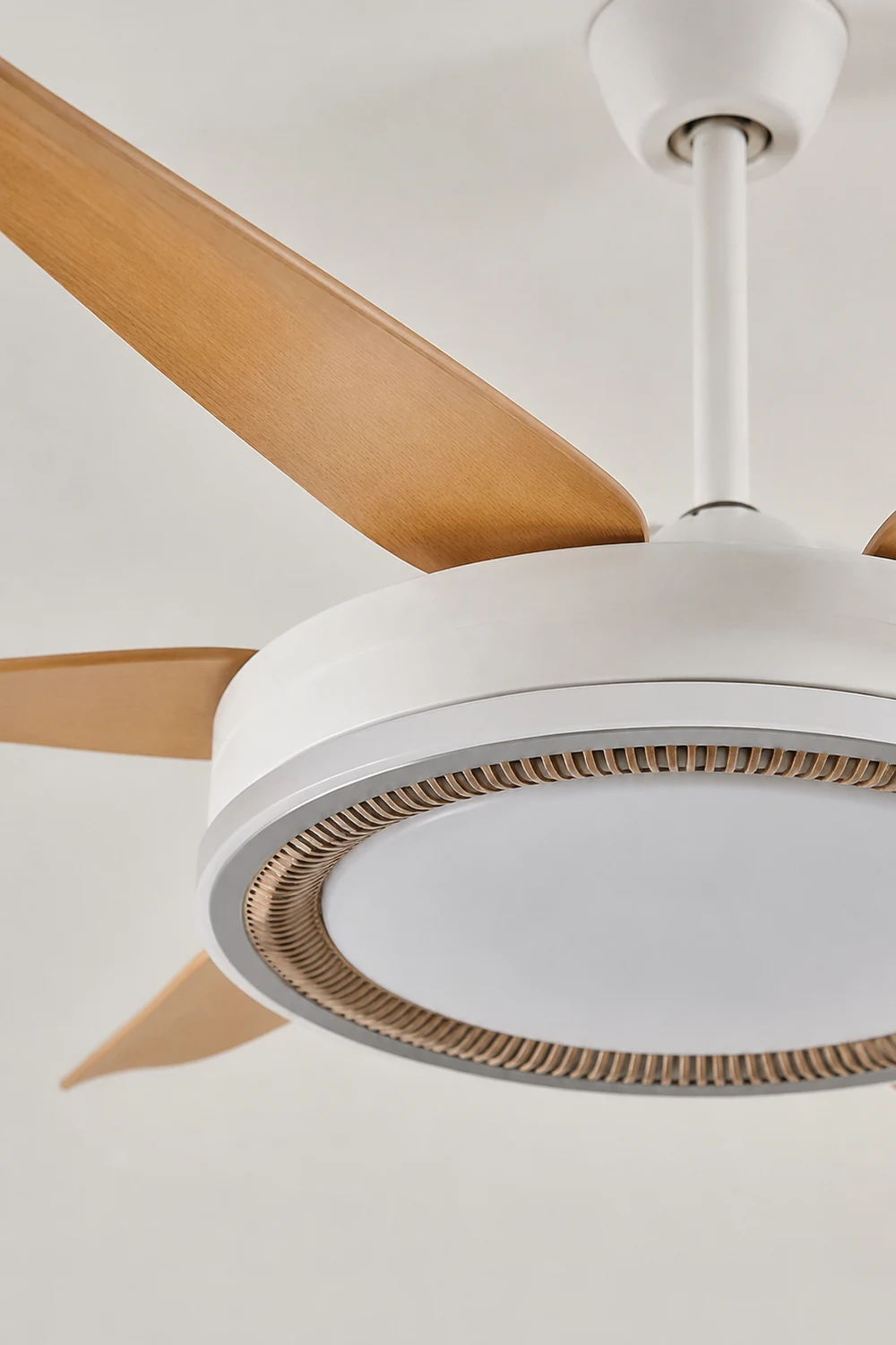 Haydn 6-Blatt-Deckenventilator mit Beleuchtung, ∅130CM - Lumpaz