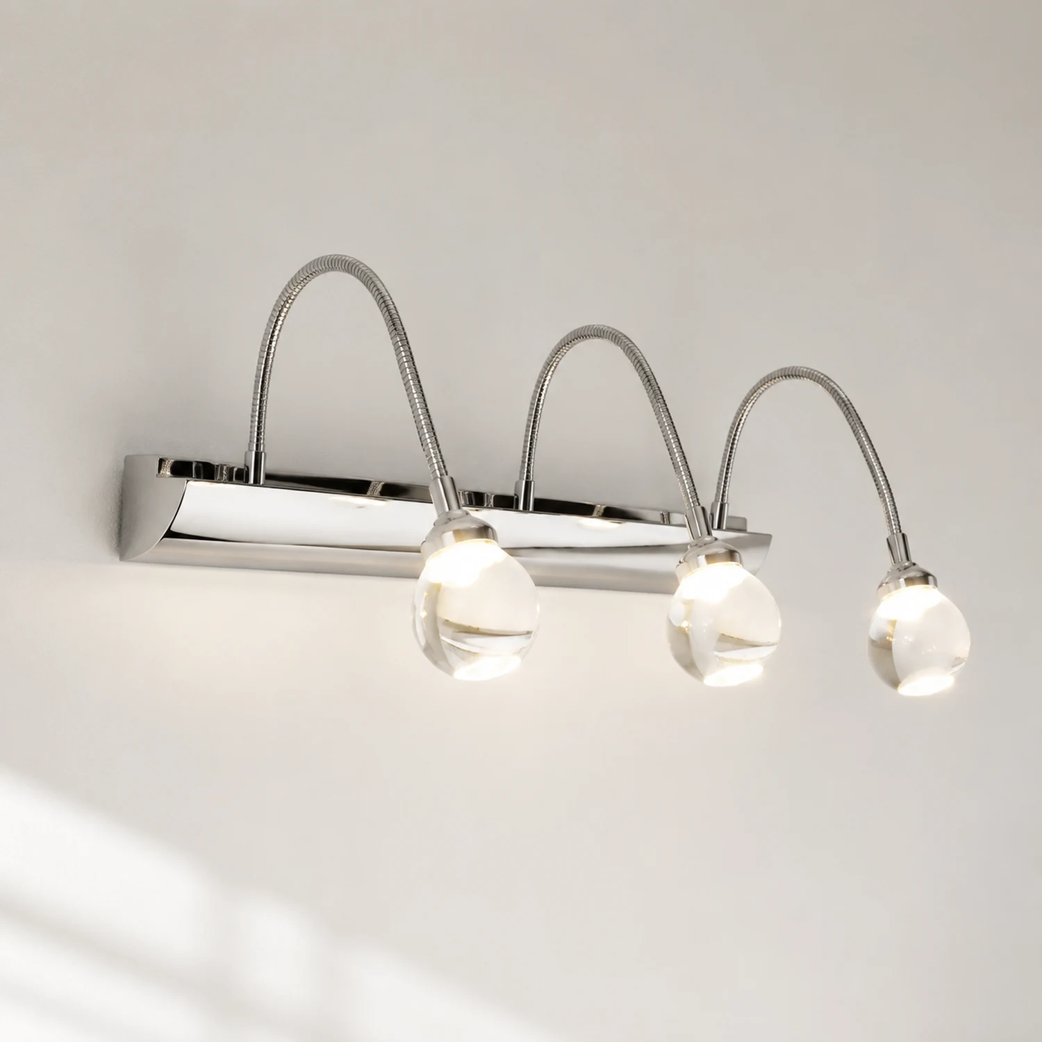 Leigh Flexible Spiegelfront Waschtisch-Wandleuchte, 2/3-flammig 20/46CM Lang - Lumpaz