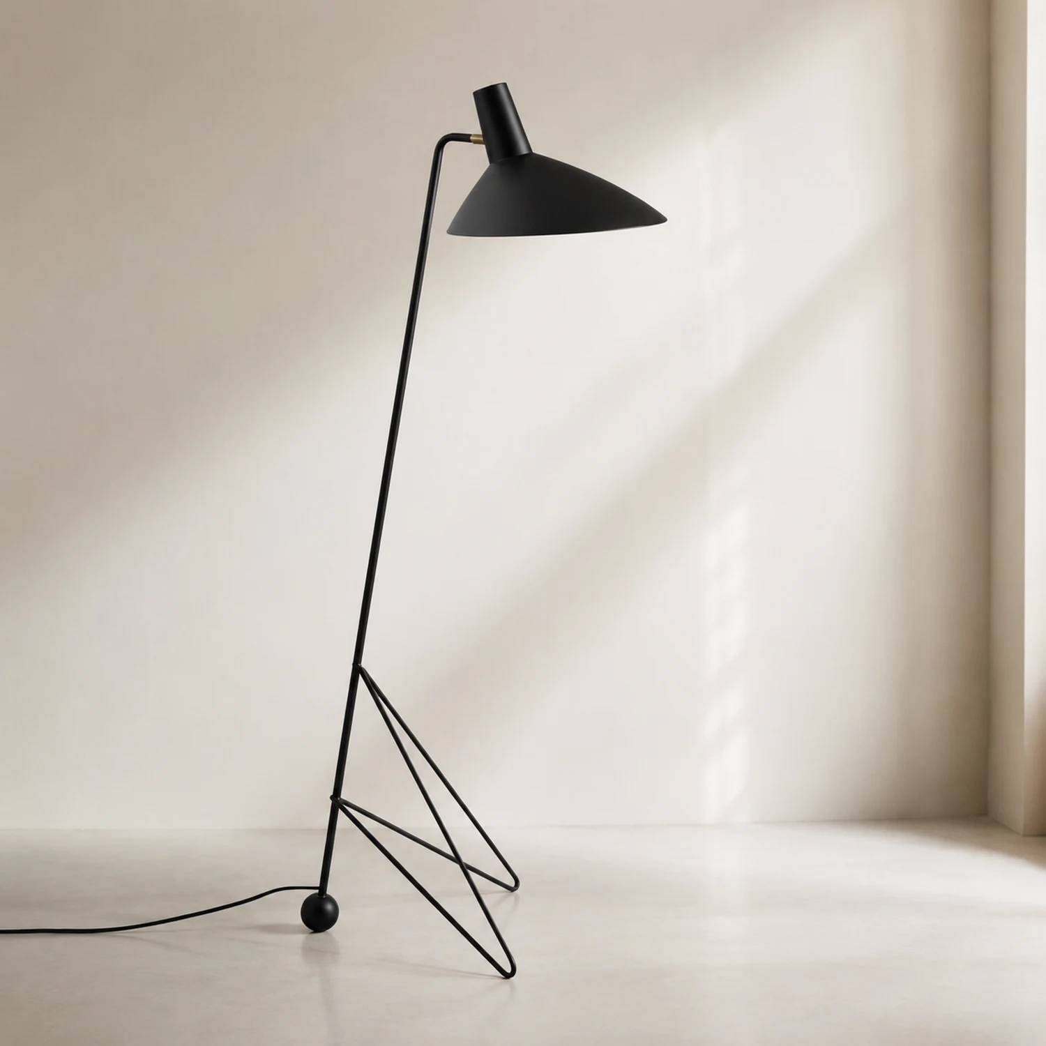 Salgado Geometrische Schwarze Stativ-Stehleuchte, 130CM Lang - Lumpaz