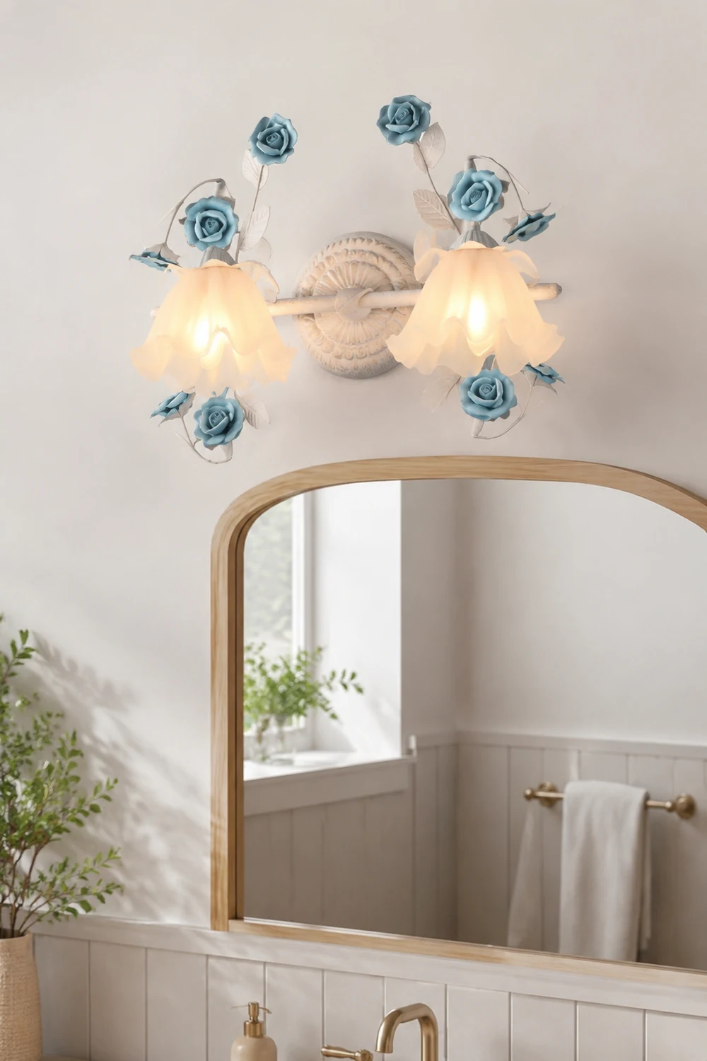 Félicie Blume Rosa & Blau Spiegelfront Waschtisch-Wandleuchte, 2/3-flammig - Lumpaz