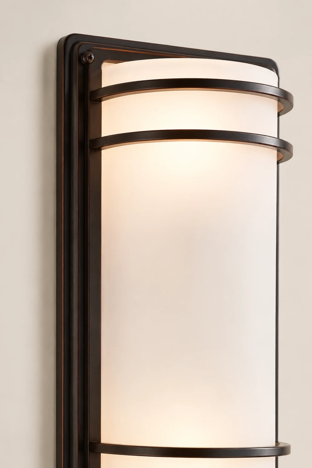 Orr Bronze Opal Außenbreich Wandleuchte, 40CM Lang - Lumpaz