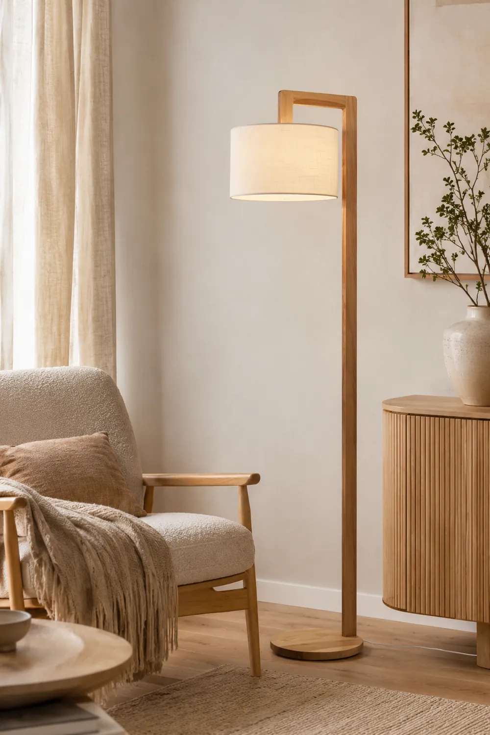 Ozawa Rechtwinkliger Arm Stehlampe, Holz & Textil, 155CM Lang - Lumpaz